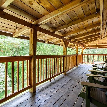 Forest Home Hot Tub Fire Pit Pool Table Pigeon Forge Extérieur photo