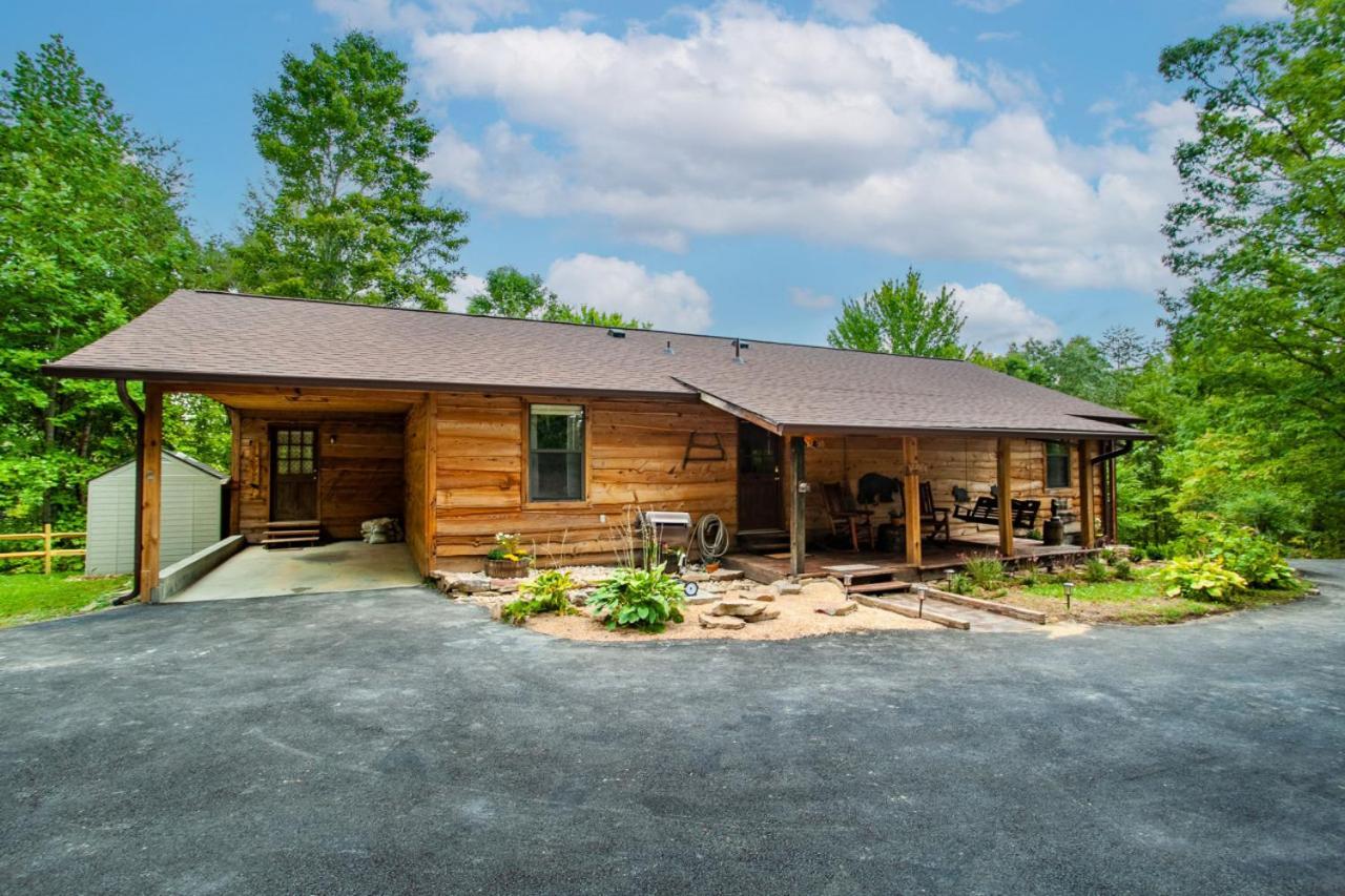 Forest Home Hot Tub Fire Pit Pool Table Pigeon Forge Extérieur photo